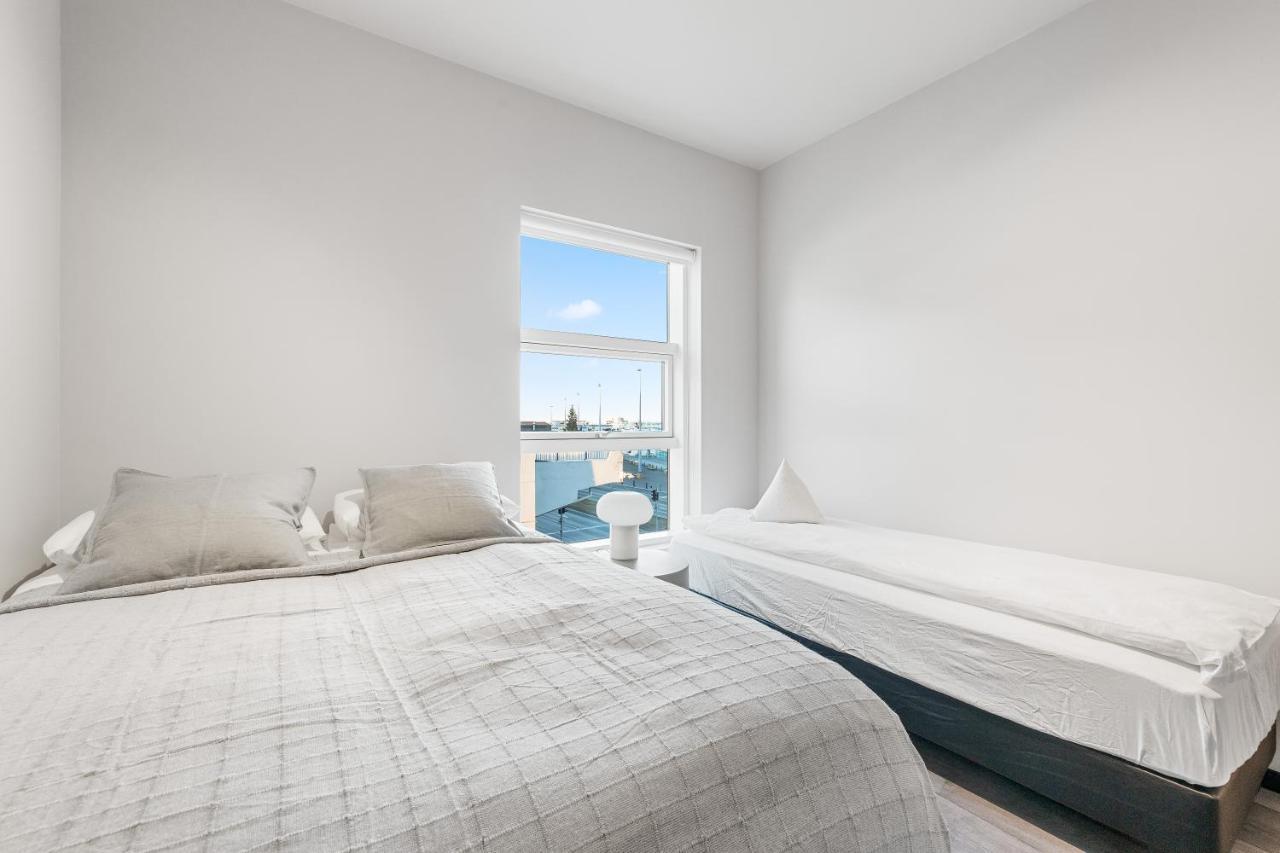 Harbour Lux 3Br & 2Ba In The Heart Of The City With Free Parking Рейкявик Екстериор снимка